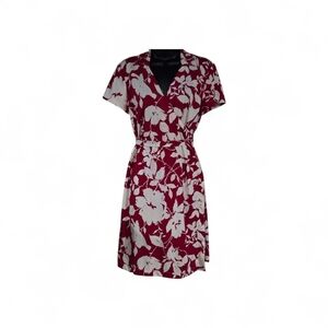 Motherhood Midi Boho Wrap Dress Short Sleeve V-Neck Red And White Floral Size M